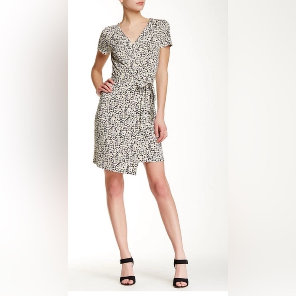 DVF New Julian 'Sea Daisy Tiny Black' Wrap Dress 10 $398